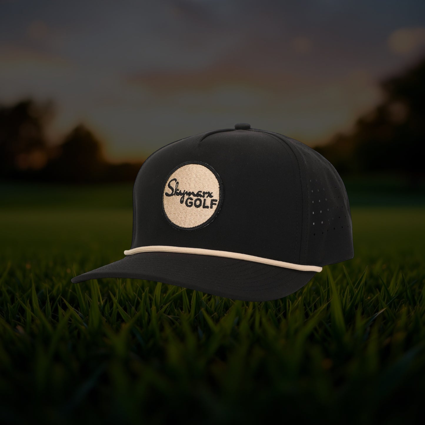 skymarx golf lippis musta