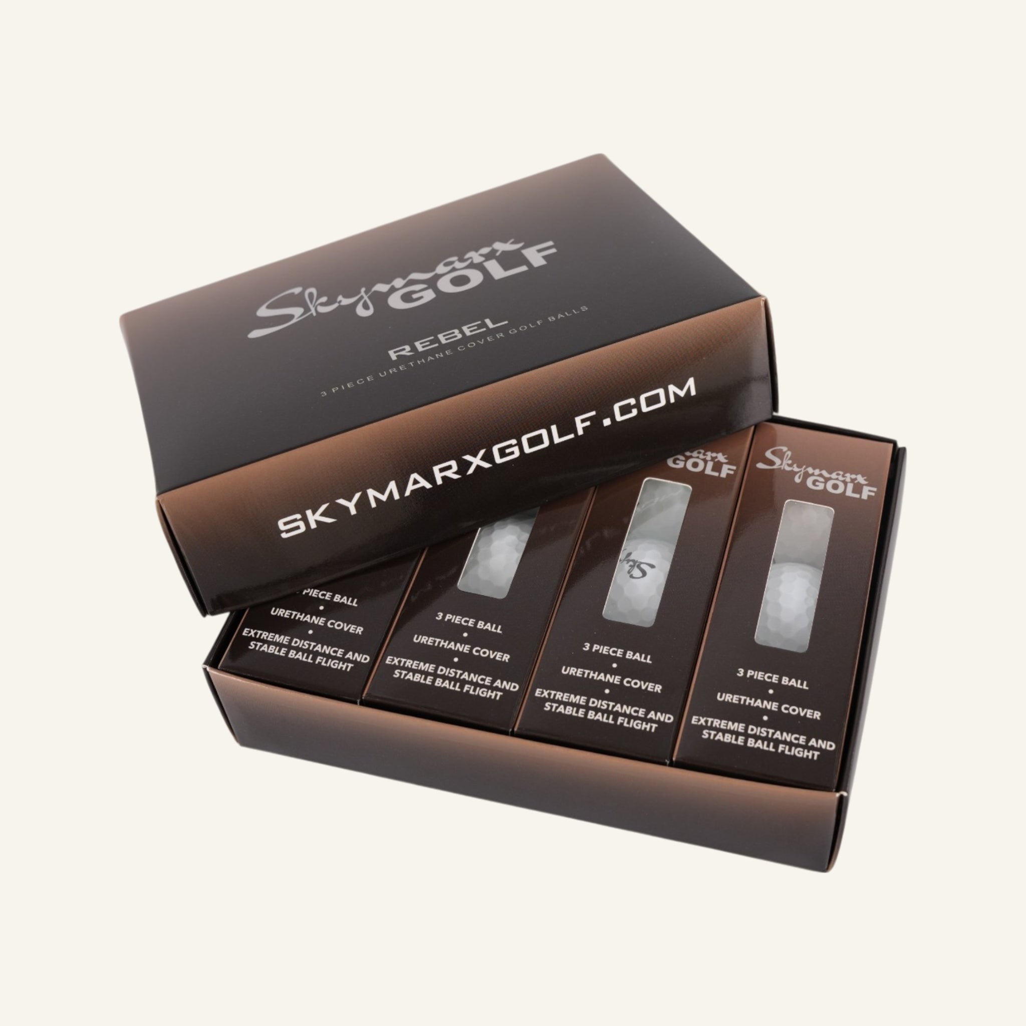 rebel golfpallot omalla painatuksella myyntipakkauksessa